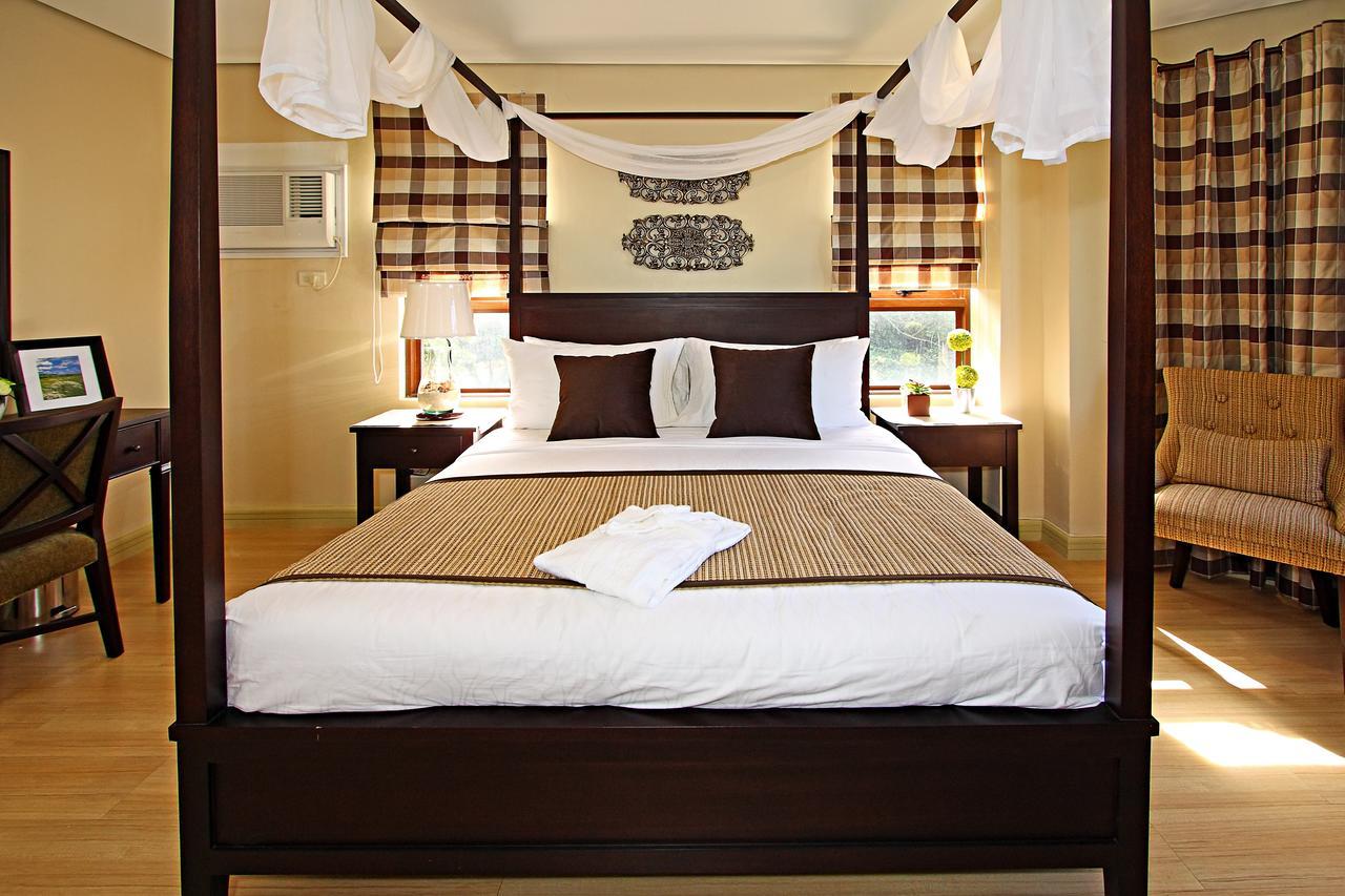 Crosswinds Resort Suites Tagaytay City Eksteriør bilde