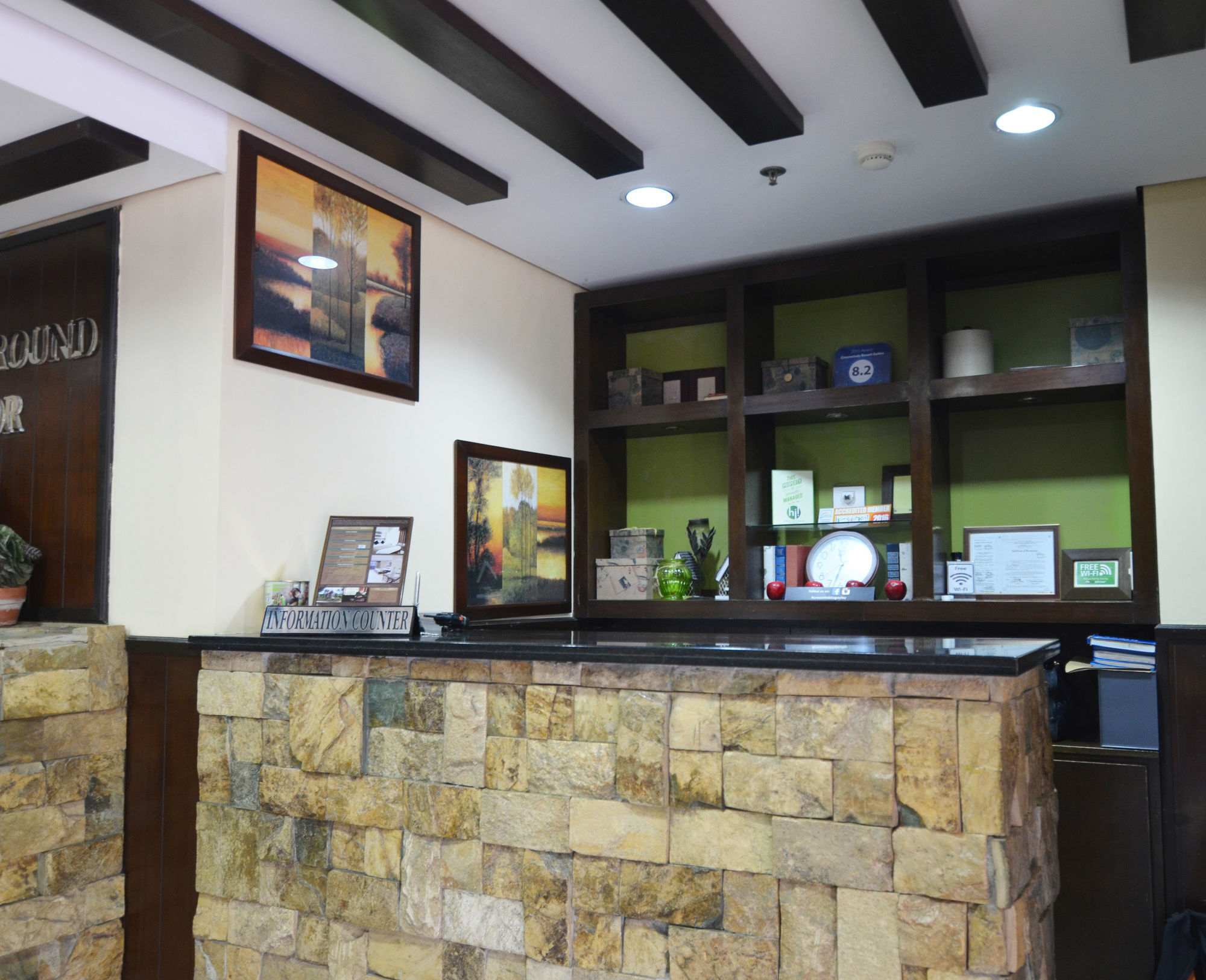 Crosswinds Resort Suites Tagaytay City Eksteriør bilde